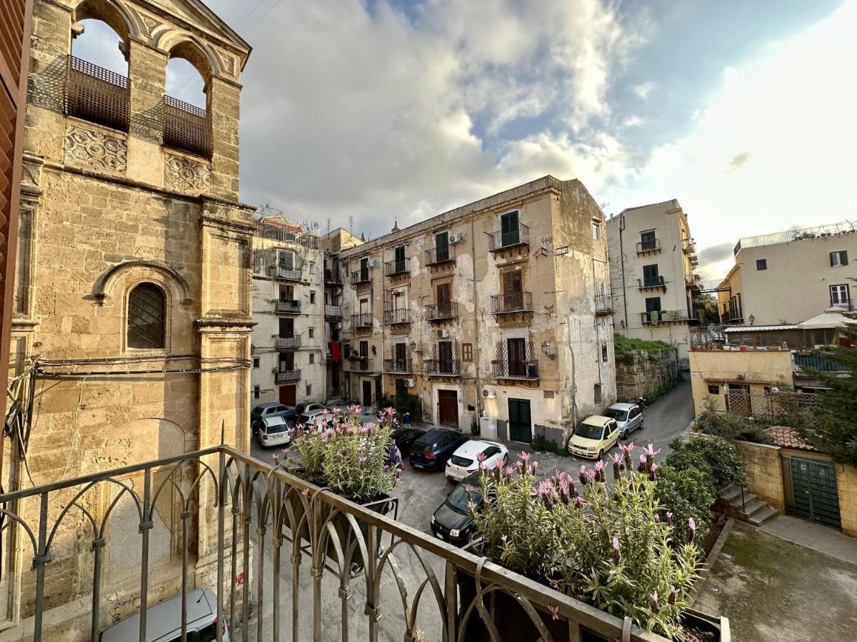 Casa Guilla_Alla Cattedrale باليرمو المظهر الخارجي الصورة